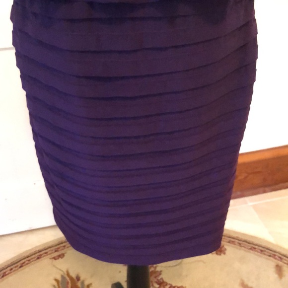 Dress Barn gorgeous dress in plum purple. Ptp 23” size 8 - Picture 5 of 9